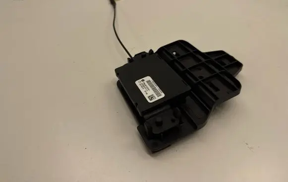 Dodge Charger Aerial antenna amplifier 68067533AI P68067533 68067533AE