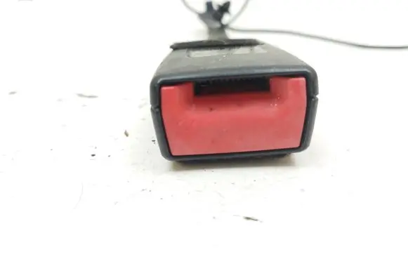 Ford C-MAX II Front seatbelt buckle AM51R61209CAW 620687500A