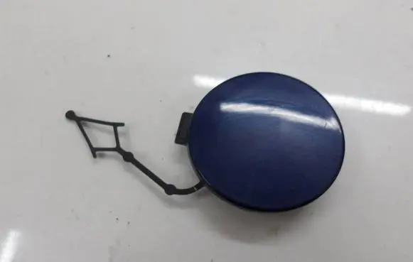 Volkswagen Golf VIII Front tow hook cap/cover 5H0807241