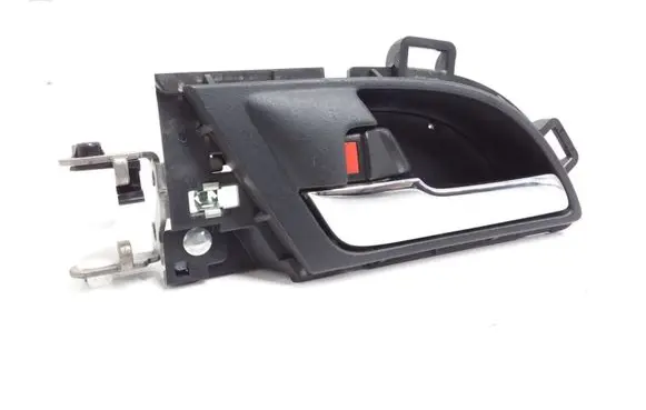 Honda CR-V Front door interior handle