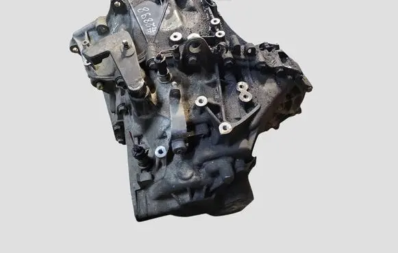 Nissan Qashqai+2 Manual 6 speed gearbox