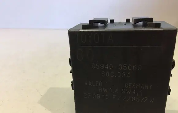 Toyota Avensis T270 Window wiper relay 8594005060 603034 270910F
