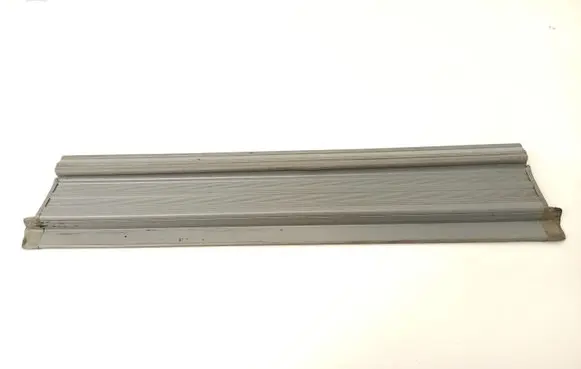 Mercedes-Benz S W126 Rear sill trim cover