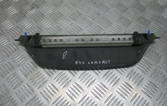 BMW 3 E46 Third/center stoplight