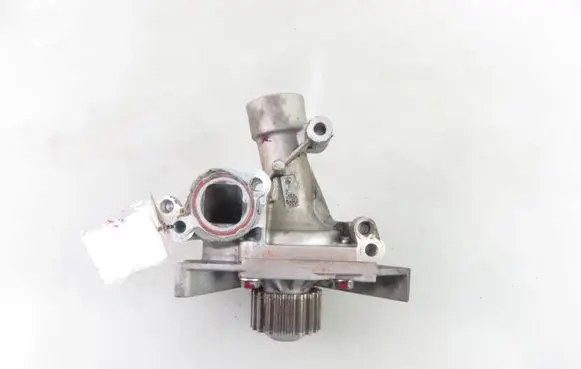 Peugeot 407 Water pump 