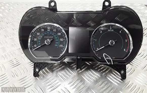 Jaguar XF X250 Speedometer (instrument cluster) BW8310849JE