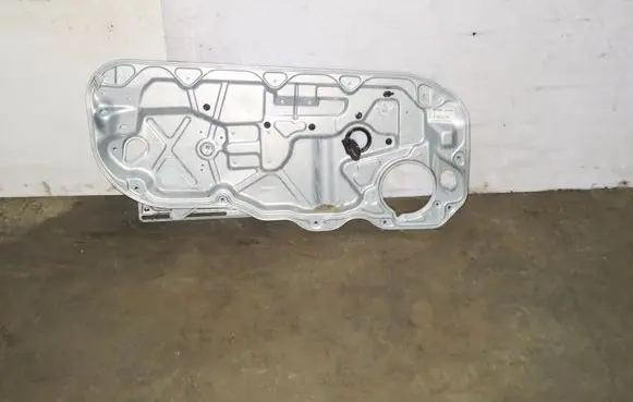 Volvo C30 Front window lifting mechanism without motor 1382376