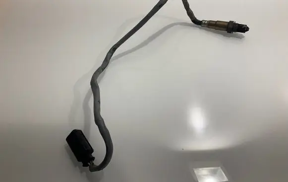 Mercedes-Benz E W212 Lambda probe sensor 0075121618 A0075121618