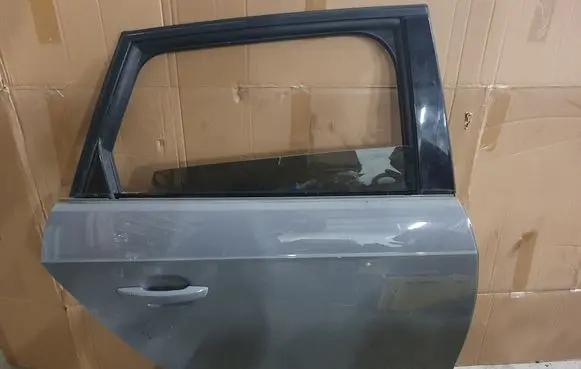 Audi A3 S3 8V Rear door 8V4833052F 8V4833052