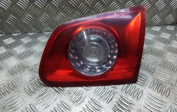 Volkswagen PASSAT B6 Tailgate rear/tail lights 3C9945094