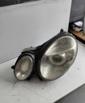 Mercedes-Benz E W211 Headlight/headlamp 15435900