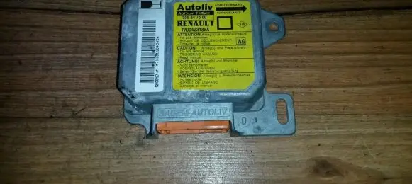 Ford Mondeo MK II Airbag control unit/module 550347500 7700423185a