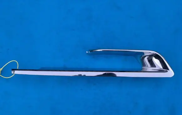 BMW 2 F45 Front bumper splitter molding 7347227