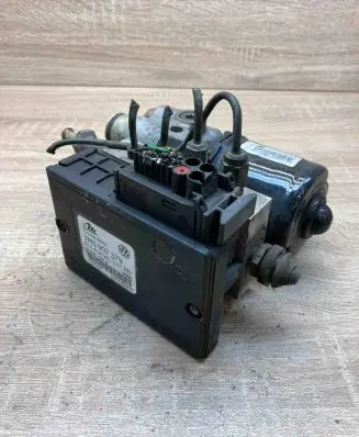 Seat Alhambra (Mk1) ABS Pump 7M0907379 7M0614111B 10020300673