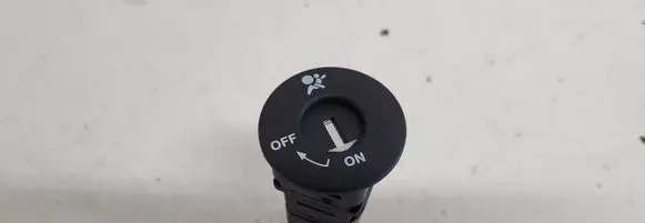 Nissan Qashqai Passenger airbag on/off switch 25585BC600