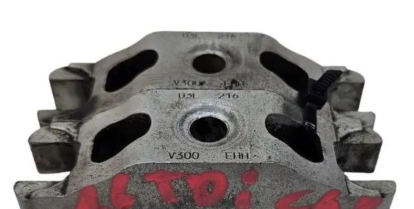Fuel Injector clamp holder