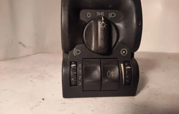 Opel Zafira A Light switch 90569813 53142808