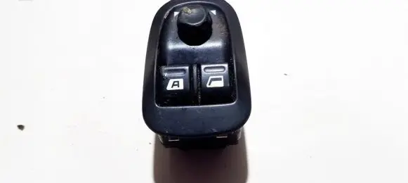 Peugeot 206 Wing mirror switch 11914