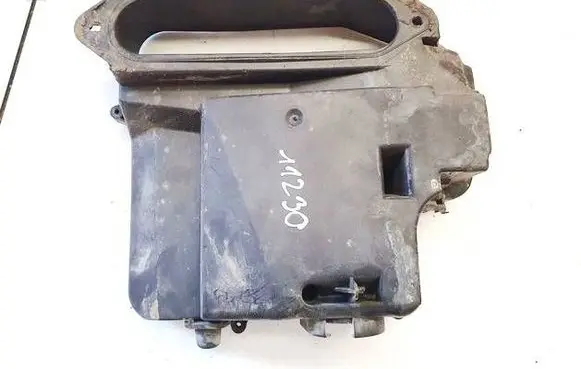 Skoda Superb B5 (3U) Fuse box cover 8D1907355B