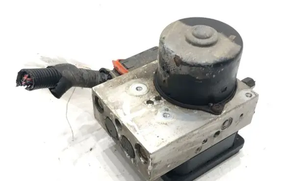Nissan Murano Z50 ABS Pump 47660CC084
