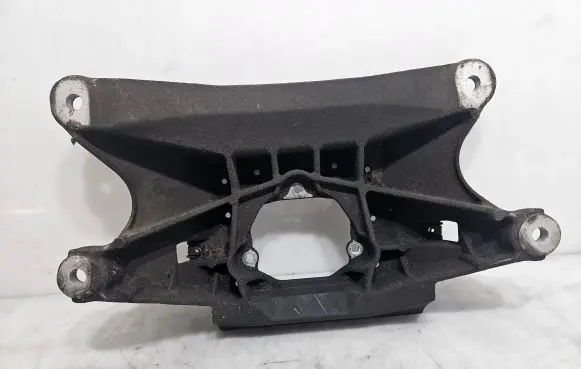 Audi A4 S4 B8 8K Gearbox mounting bracket 8K0399263T