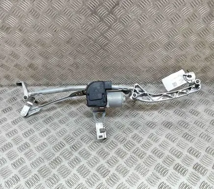 Mercedes-Benz EQE v295 Front wiper linkage and motor 339702209 1137328985