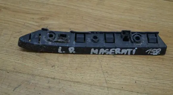 Maserati Quattroporte Front bumper mounting bracket 670001609