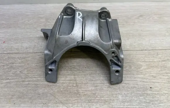 Porsche Panamera (971) Engine mounting bracket 971199308 9A719930810 9A7199308A