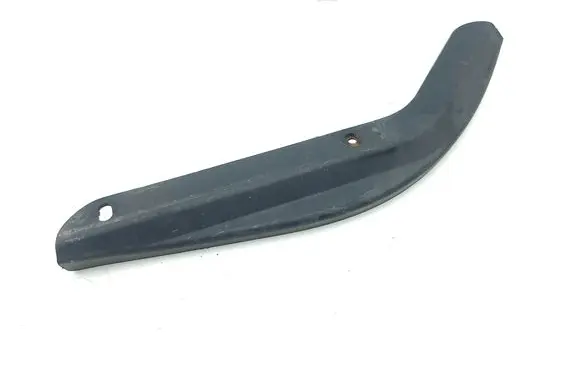 Maserati Quattroporte Under headlight/headlamp trim 67723100