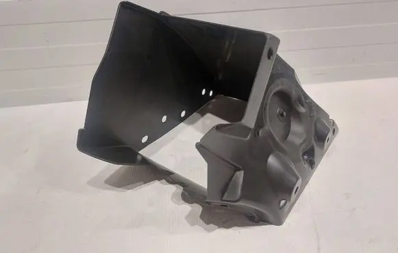 Chevrolet Camaro Intercooler air channel guide 84141575