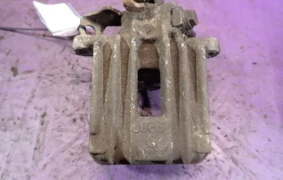 Volkswagen Polo III 6N 6N2 6NF Rear brake caliper
