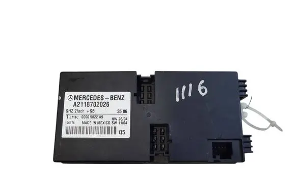 Mercedes-Benz E W211 Seat control module A2118702026