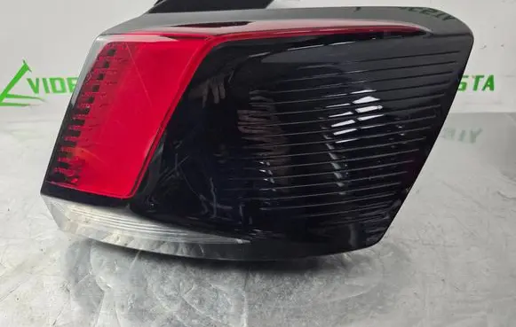 Peugeot 3008 II Rear/tail lights 9810477080 81550201