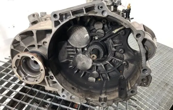 Volkswagen T-Roc Manual 5 speed gearbox TGV