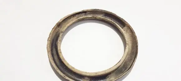 Mitsubishi Space Star Front coil spring rubber mount 