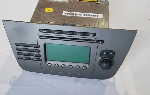 Seat Altea Radio/CD/DVD/GPS head unit 5P1035152