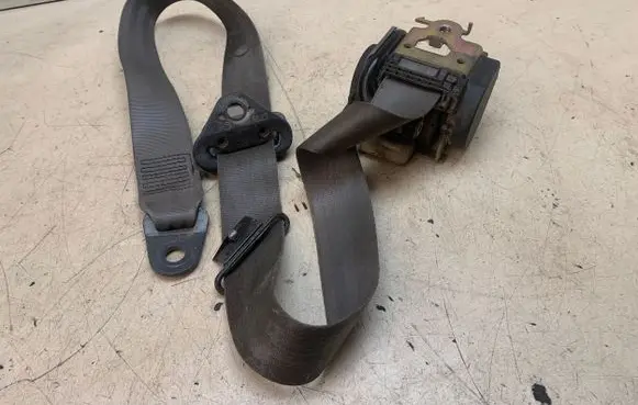 Citroen C4 I Picasso Front seatbelt B507744