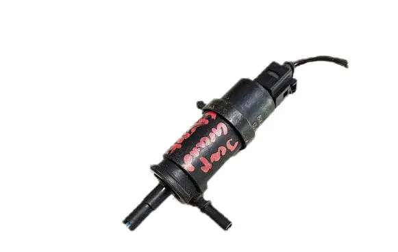 Volvo S80 Windscreen/windshield washer pump 89032971