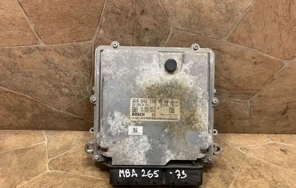 Mercedes-Benz CLS C218 X218 Engine control unit/module A6421508900