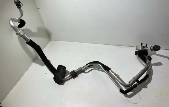 Volvo S60 Air conditioning (A/C) pipe/hose 31332070