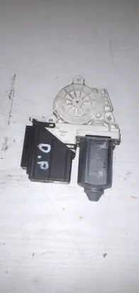 Seat Ibiza III (6L) Front door window regulator motor