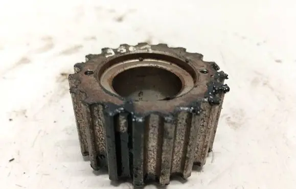 Renault Megane II Crankshaft pulley 022229