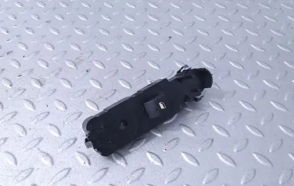 Citroen C5 Electric window control switch 96661102XT