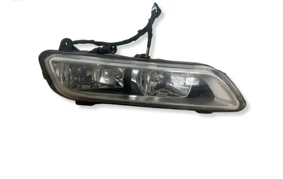 Volkswagen PASSAT B7 Front fog light A047358 64212D0T 12V35W