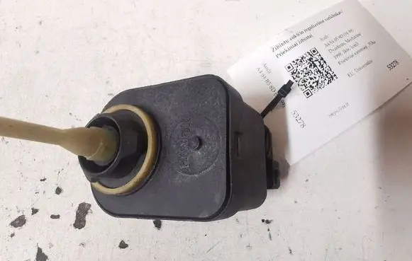 Audi A4 S4 B5 8D Headlight level adjustment motor 6K5941295