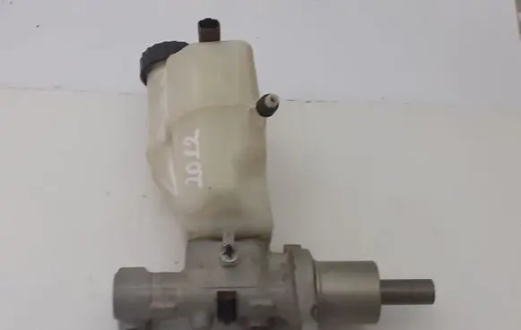 Peugeot 407 Master brake cylinder 03339005512 03350885121
