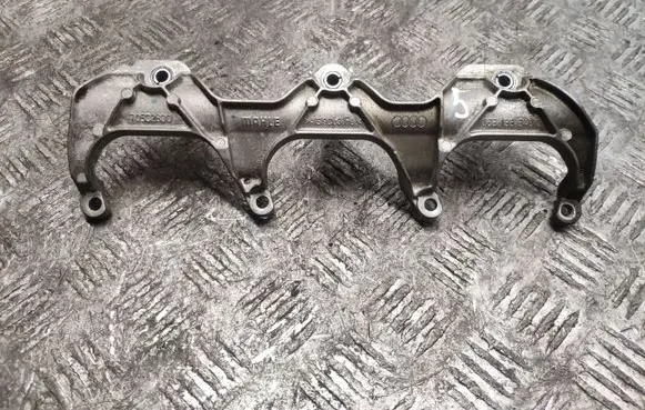 Porsche Panamera (970) Other engine bay part 06E133340D 70532830