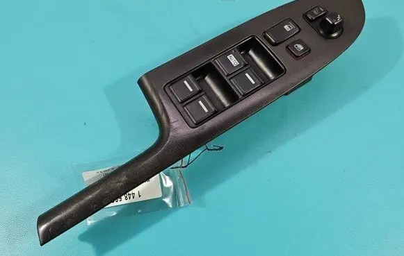 Honda Accord Electric window control switch C8H-HA4G-F52 IMPRK1448660