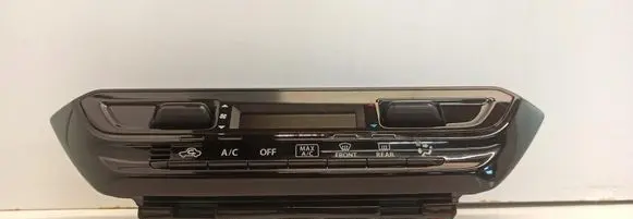 Suzuki Swift II Climate control unit 39510-70T00