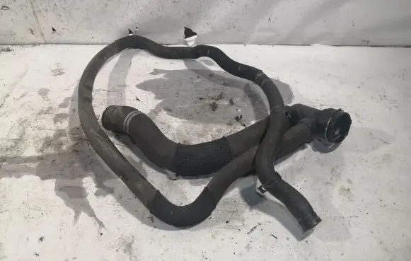 Opel Insignia A Engine coolant pipe/hose